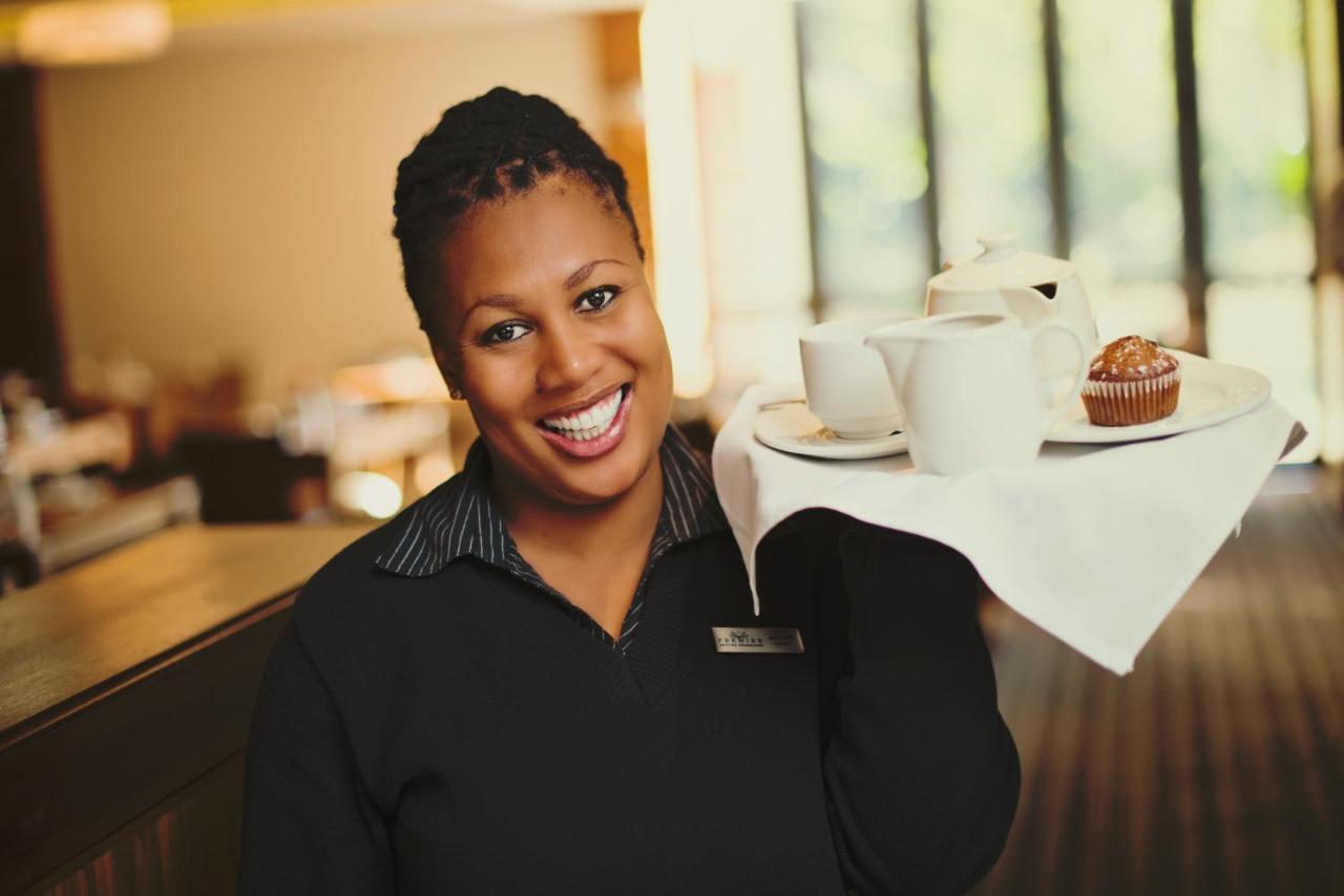 Premier Splendid Inn Umhlanga Дърбан Екстериор снимка