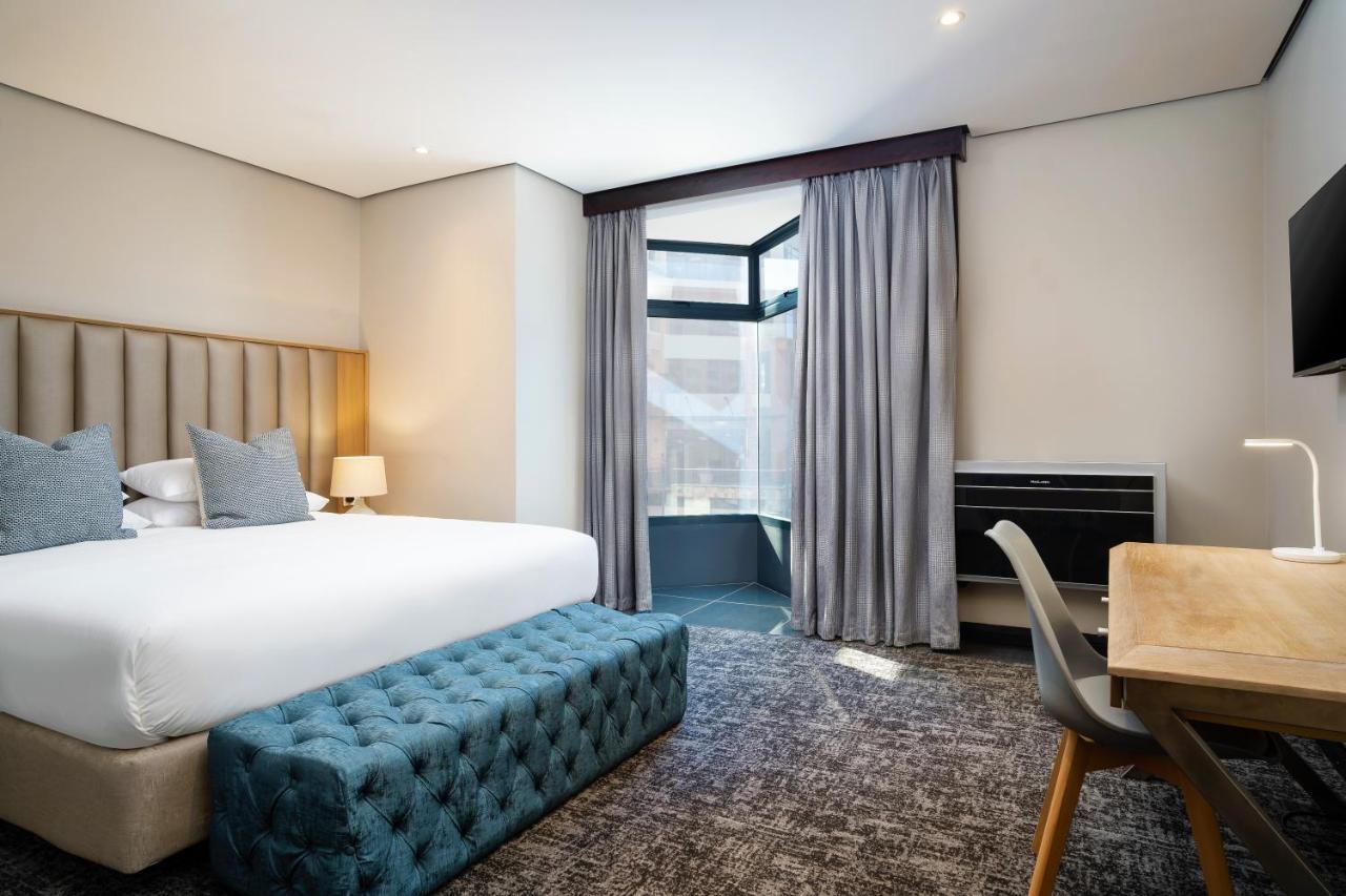 Premier Splendid Inn Umhlanga Дърбан Екстериор снимка