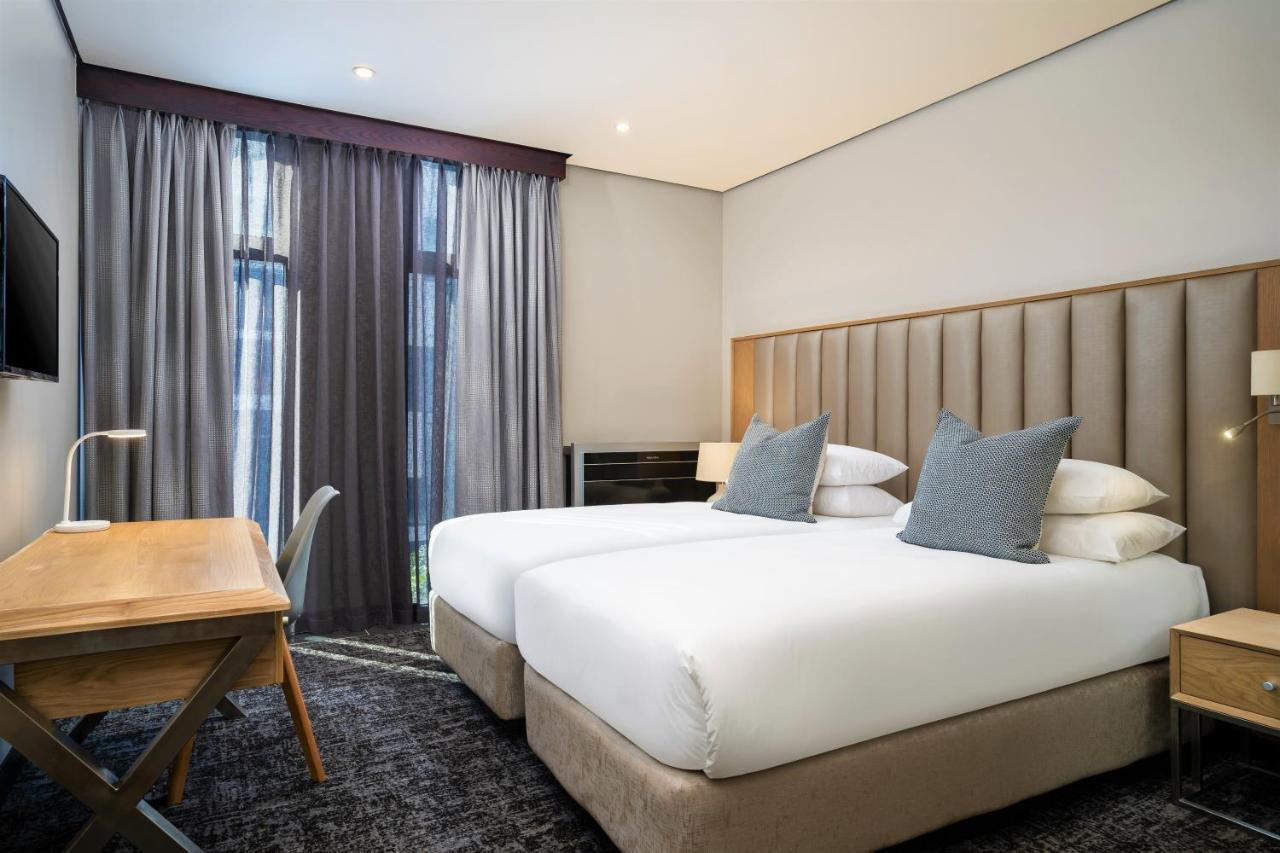 Premier Splendid Inn Umhlanga Дърбан Екстериор снимка